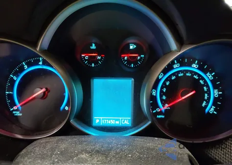 2015 Chevrolet Cruze 1Lt Auto z USA, uszkodzony, nr VIN 1G1PC5SB8F7288697